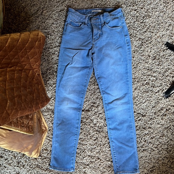Levi’s 311 Shaping Skinny Jeans - Picture 3 of 4